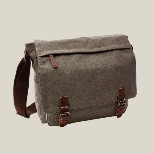 Oakern Explorer Messenger – Waxed Canvas & Leather Shoulder Bag
